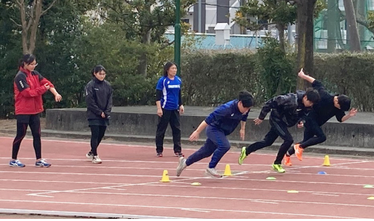 陸上競技クラブ